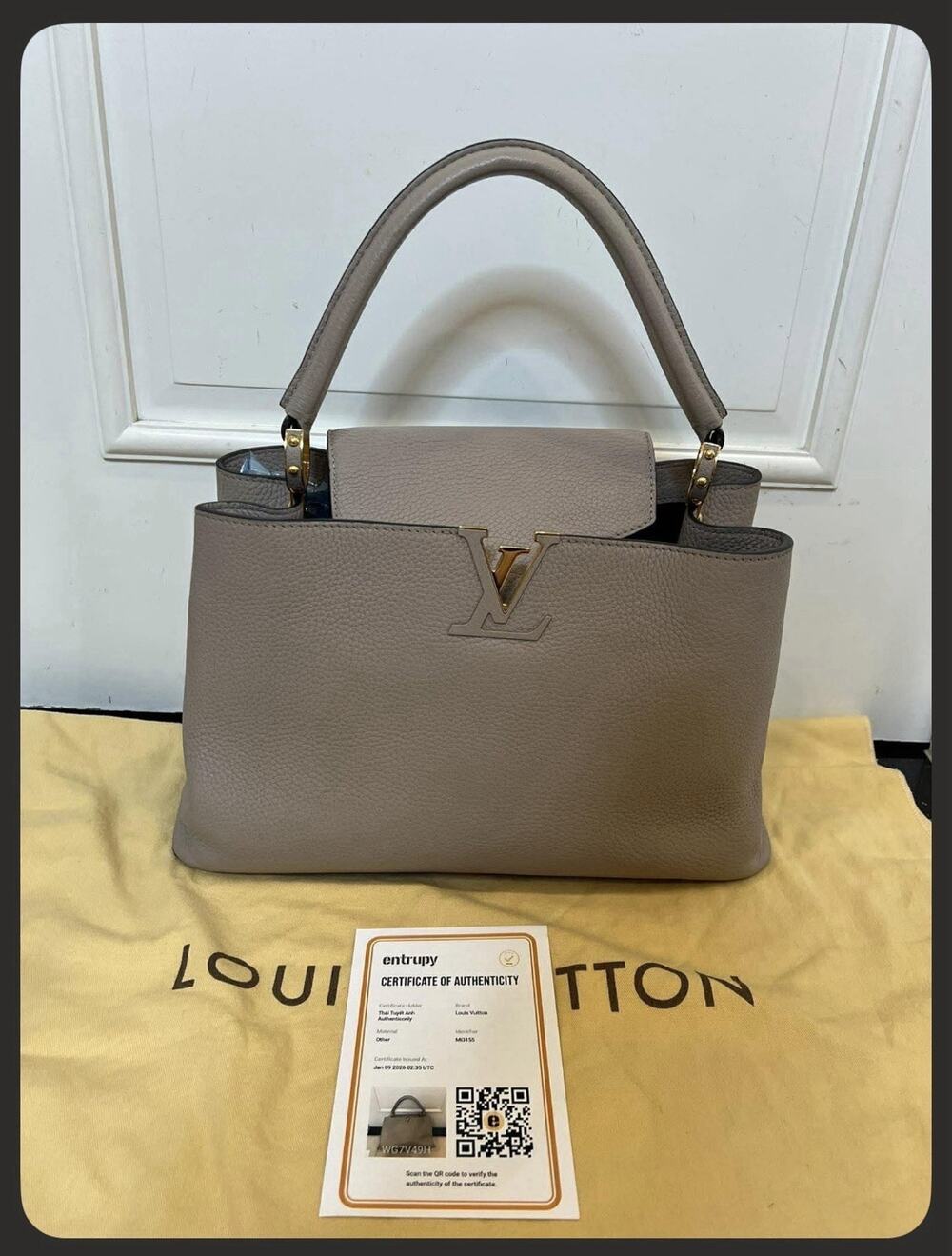 Authentic Louis Vuitton Capucines MM Gray Taurillon Leather Gold Hardware Bag